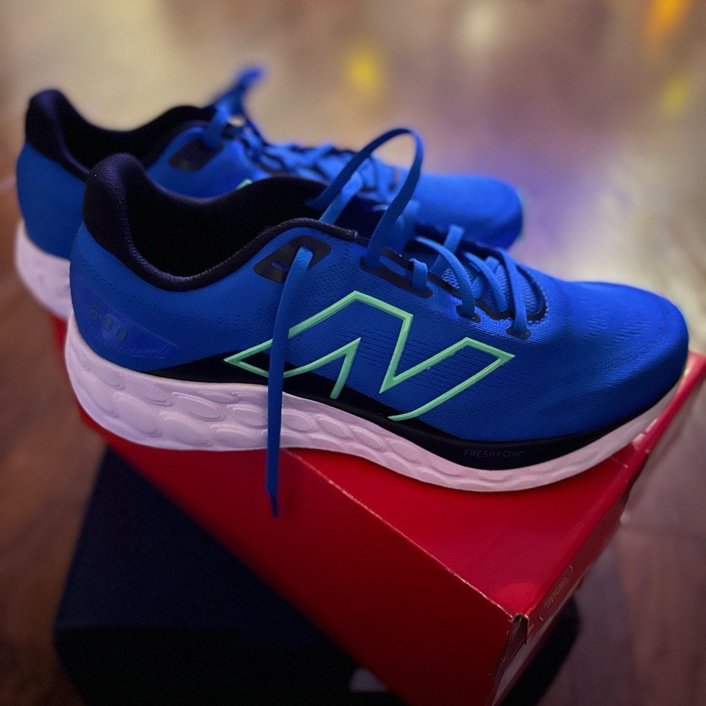 Brand New Shoes - New Balance Size 9